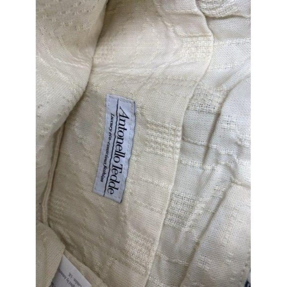 Antonello Tedde lux eco-conscious white-blue fabri - Picture 8 of 12